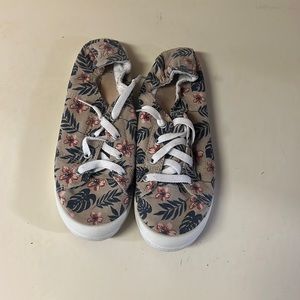 Floral slip on sneaker